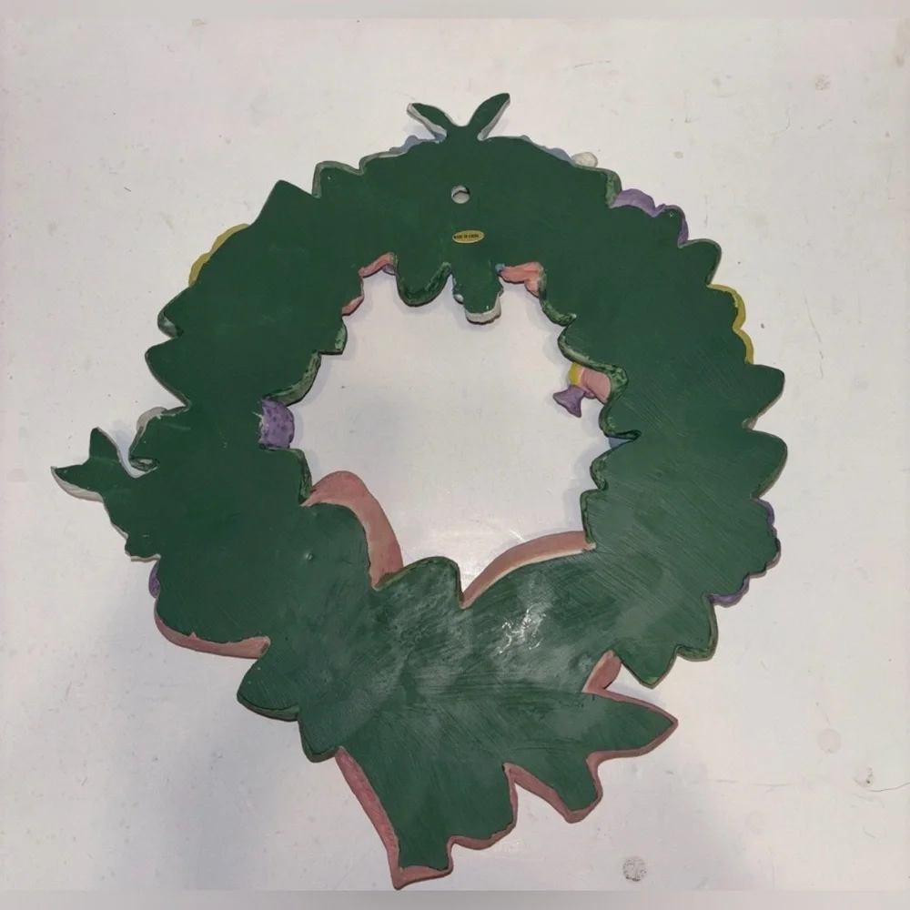 Vtg York 1995 Easter Bunny Flowers Resin Wreath 13